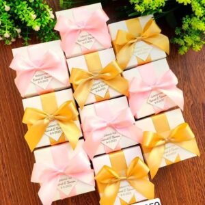 Multi ribbon floral boxes Multi ribbon floral boxes