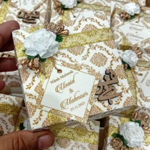 Zarri Ribbon bid boxes